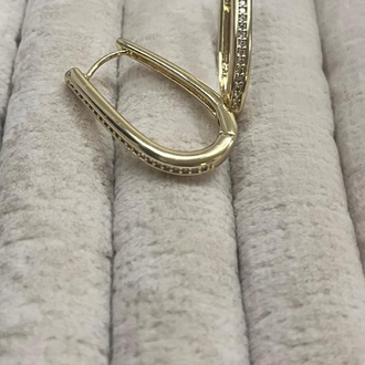 Zirkon Taşlı Oval Küpe
