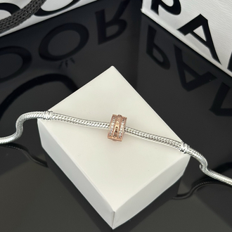 Rose Gold Işıltılı Pavé Çizgiler ve Logolu Klips