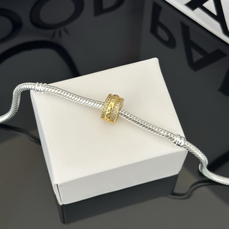 Işıltılı Pave Çizgiler ve Logolu Gold Klips 