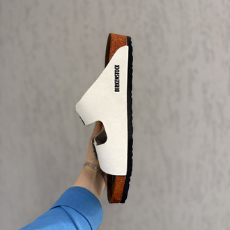 BIRKENSTOCK