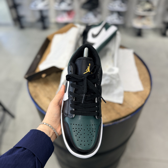 NİKE JORDAN 1 LOW