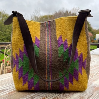 Diğer renkleri görmek için tıklayın. Hatti el dokuma yün çanta- Handwoven wool bag