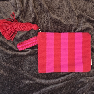 Diğer renkleri gör. Tablet çantası- Tablet case