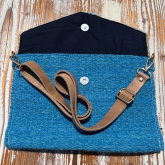 Diğer renkleri görmek için tıklayın. Zarf el dokuma yün çanta (Hand-woven Wool Handbag)