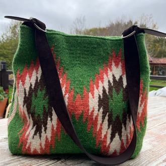 Diğer renkleri görmek için tıklayın. Hatti el dokuma yün çanta- Handwoven wool bag
