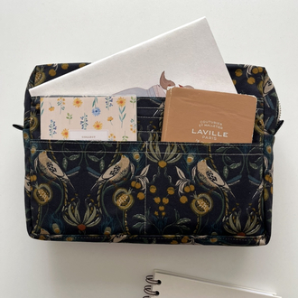 Kuş desenli organizer çanta