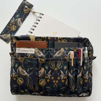 Kuş desenli organizer çanta