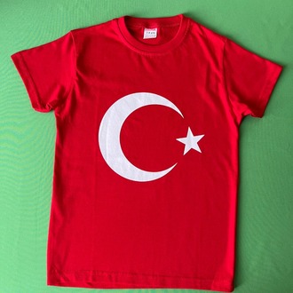 Bayraklı Tişört (7-8 Yaş)