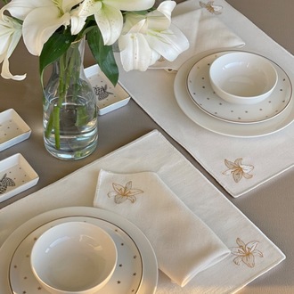 Pure Lily - Amerikan Servis 