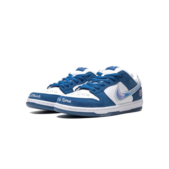 Nike SB Dunk Low