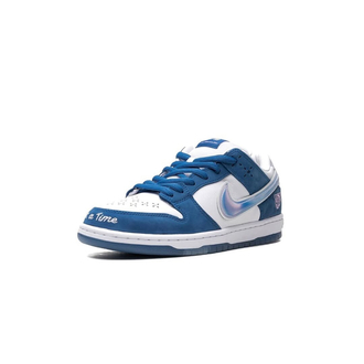 Nike SB Dunk Low