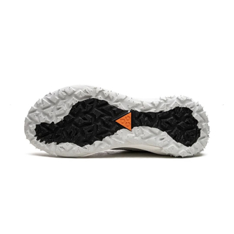 Nike ACG Mountain Fly 2 Low “White / Orange”