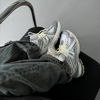 New Balance 1906R Silver Metallic