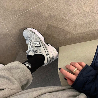 New Balance 740 Navy White