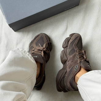 New Balance 9060 Chocolate Brown