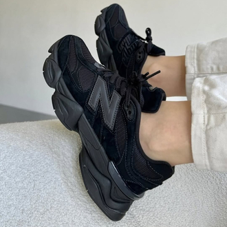 New Balance 9060 Triple Black