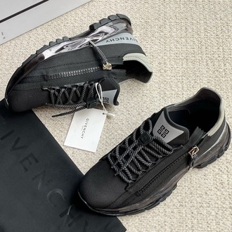 Givenchy 39/45