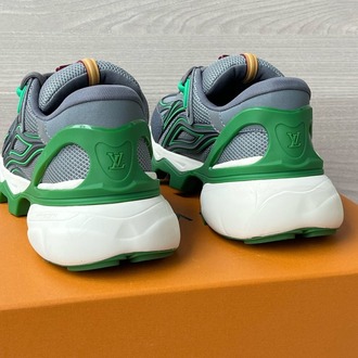 Louis Vuitton Summit Sneaker 38/45