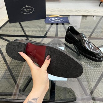 Prada 39/45