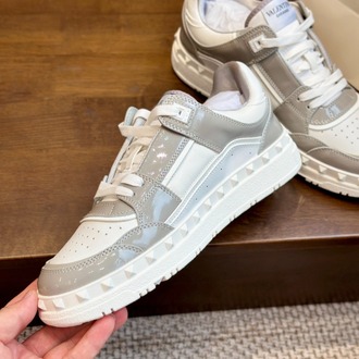 Valentino Garavani Freedots Sneakers 35-45