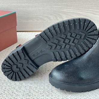 Loro Piana 39-45