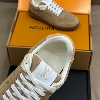 Louis Vuitton 39/45