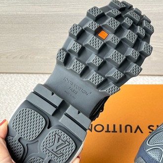 Louis Vuitton Summit Sneaker 38/45