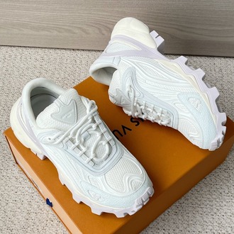 Louis Vuitton Summit Sneaker 38/45