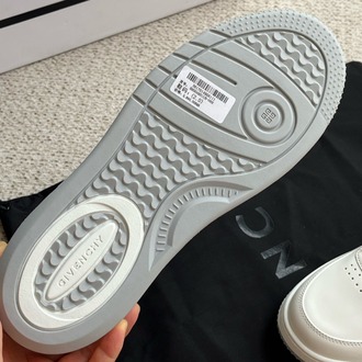 Givenchy 38/45