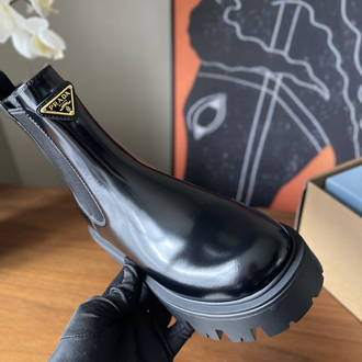 Prada 39-45