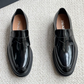 Prada 39/45