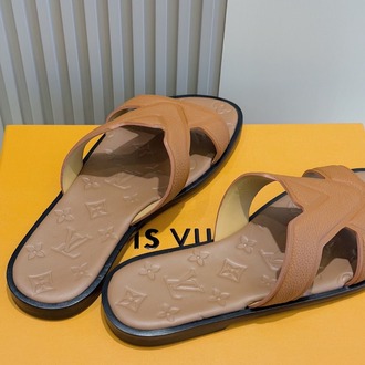 LV Oasis Mule 38-46