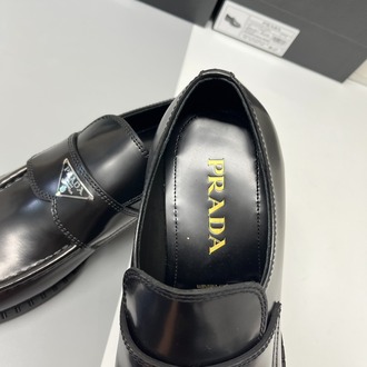 Prada Chocolate Fırçalanmış Deri Makosen Siyah 38-45