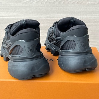 Louis Vuitton Summit Sneaker 38/45