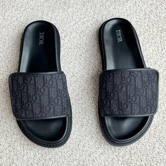 Aqua Sandal Black Oblique Jacquard 38-45