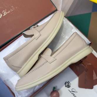 Loro Piana Summer Charms Walk 35-47