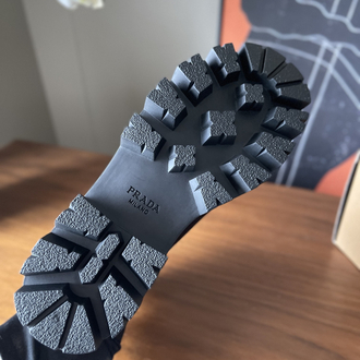 Prada 39-45