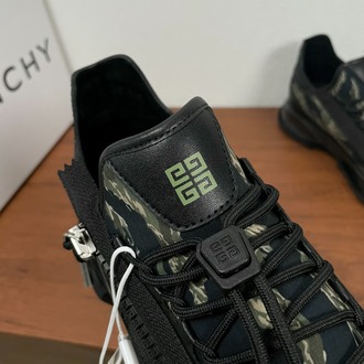 Givenchy 38/45
