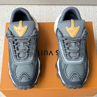 Louis Vuitton Summit Sneaker 38/45