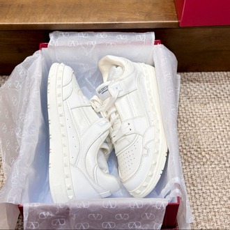 Valentino Garavani Freedots Sneakers 35-45