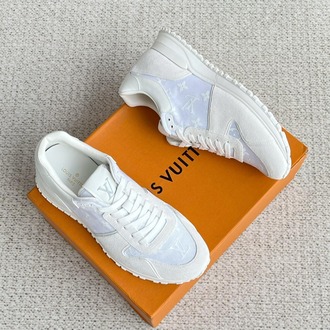 Louis Vuitton 39/45