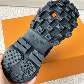 Louis Vuitton Summit Sneaker 38/45