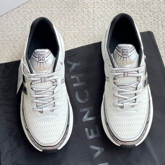 Givenchy 38/45
