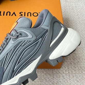 Louis Vuitton Summit Sneaker 38/45
