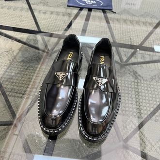 Prada 39/45
