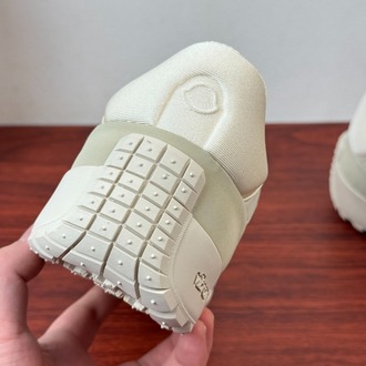 Moncler Trailgrip LP Light Beige 38-45