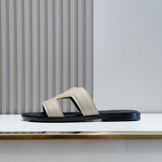 LV Oasis Mule 38-46