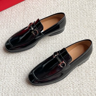 Salvatore Ferragamo 39-45