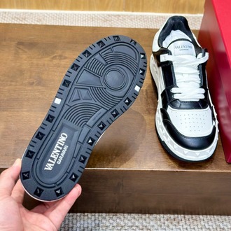 Valentino Garavani Freedots Sneakers 35-45