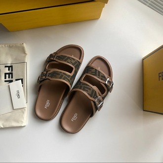 Fendi Feel Sandals Fabric Brown 39-46